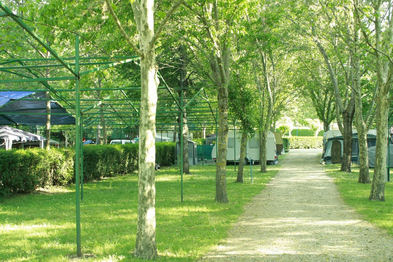 Camping El Pinajarro Хервас Экстерьер фото