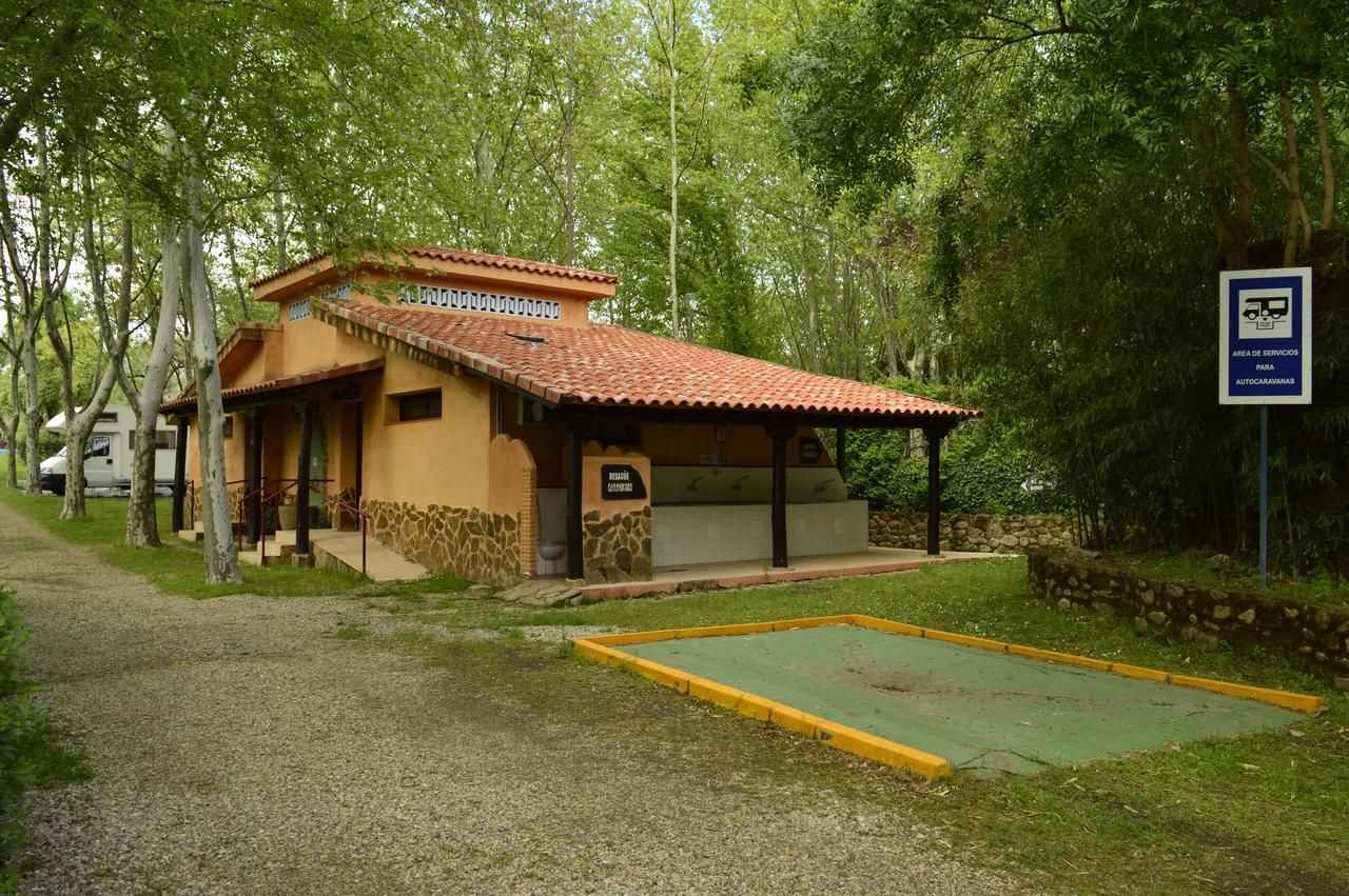 Camping El Pinajarro Хервас Экстерьер фото