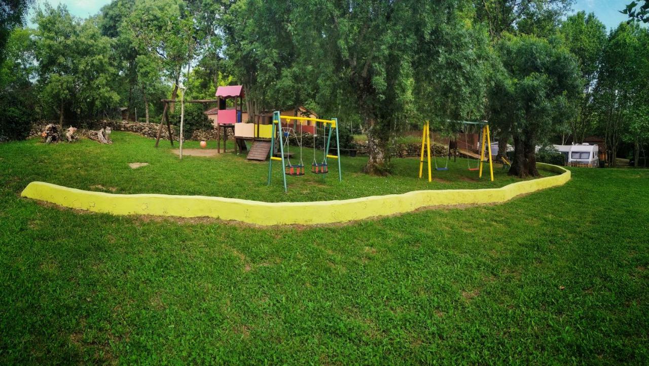 Camping El Pinajarro Хервас Экстерьер фото